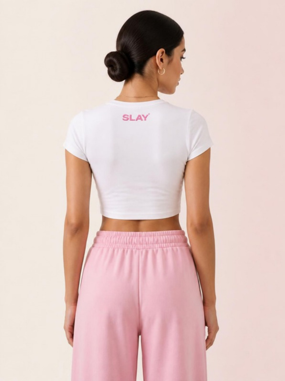 SLAY Basic Crop beyaz – arkadan